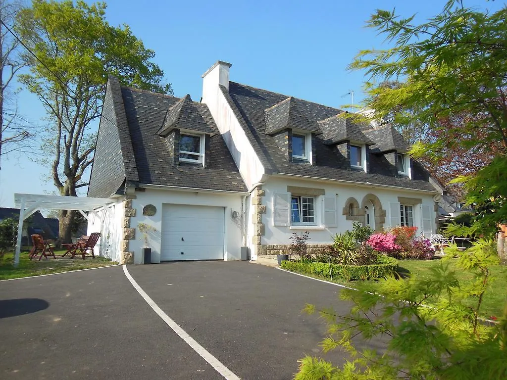 Saint-Évarzec Ty An Eol Bed & Breakfast フランス
